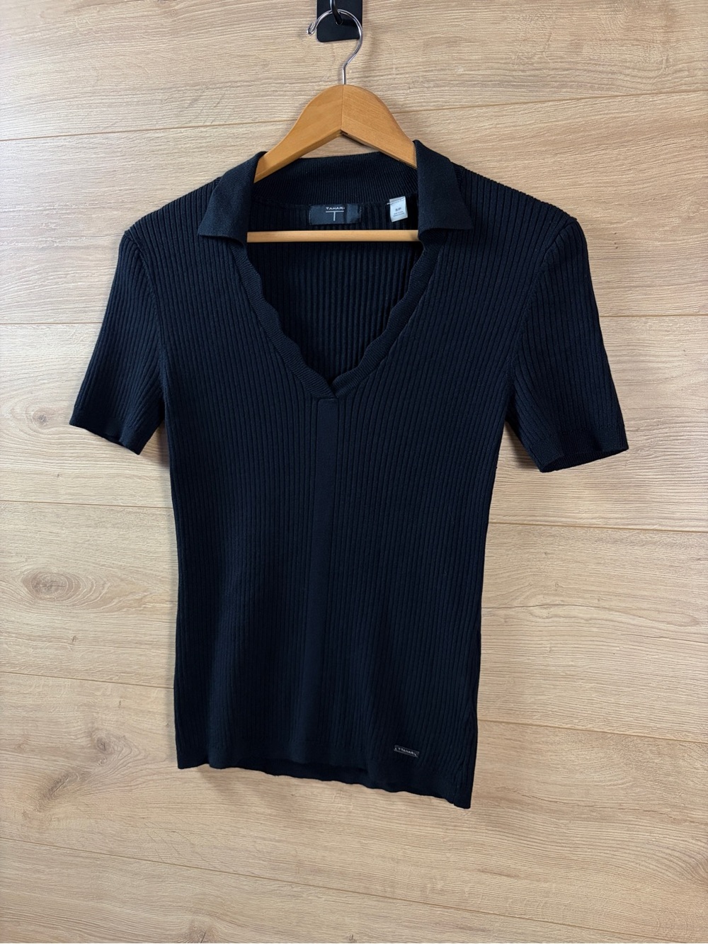 Tahari Black Short Sleeve Polo Sweater Top Small